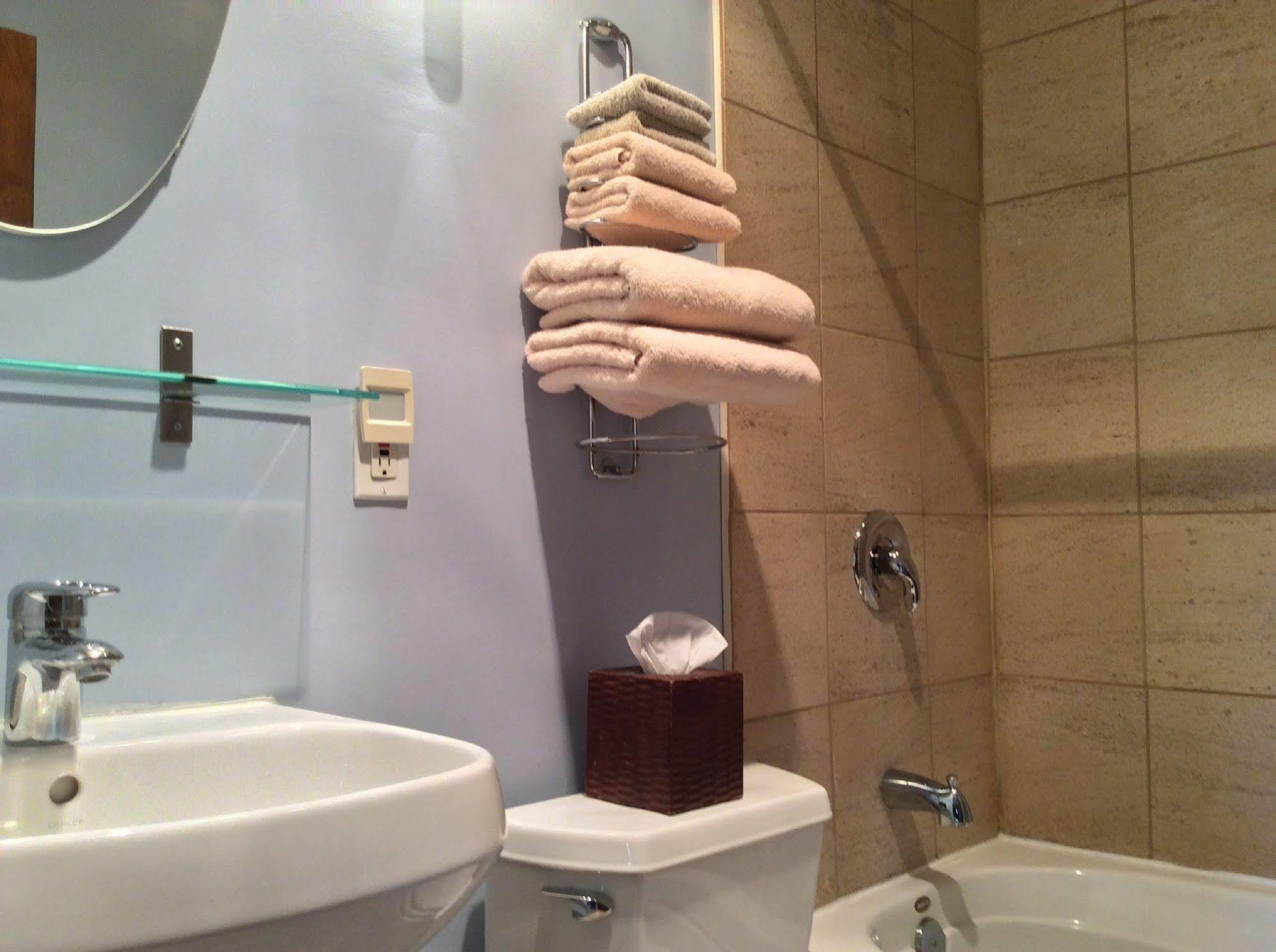 Inn At 2920 Baltimore Bagian luar foto